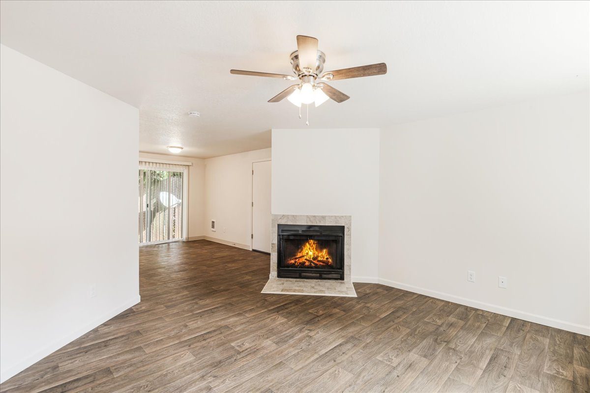 Lincoln Townhomes Image 7