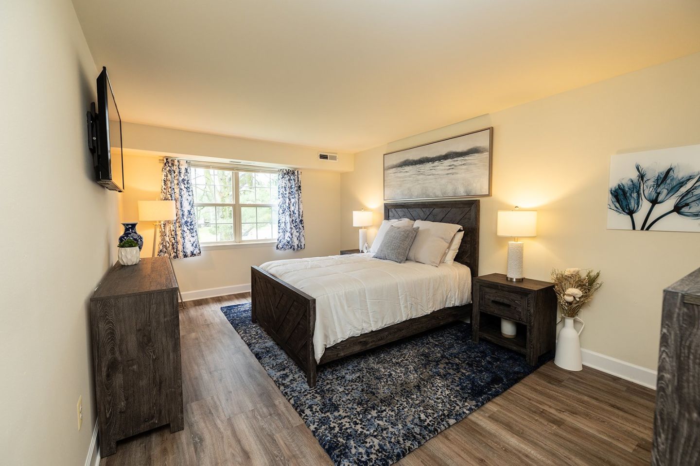 Woodridge Apartments Image 9