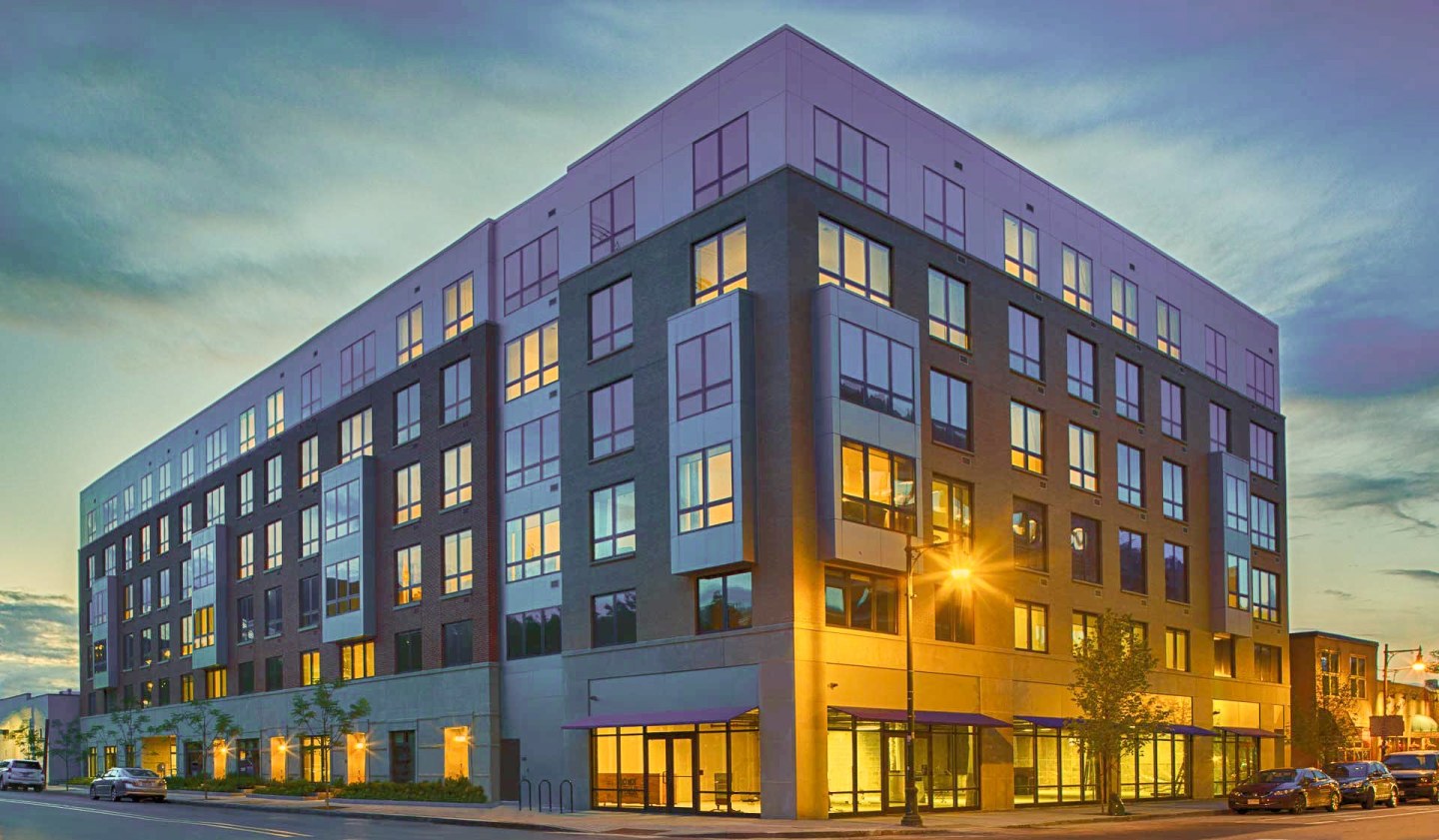 Axiom Apartment Homes Image 1
