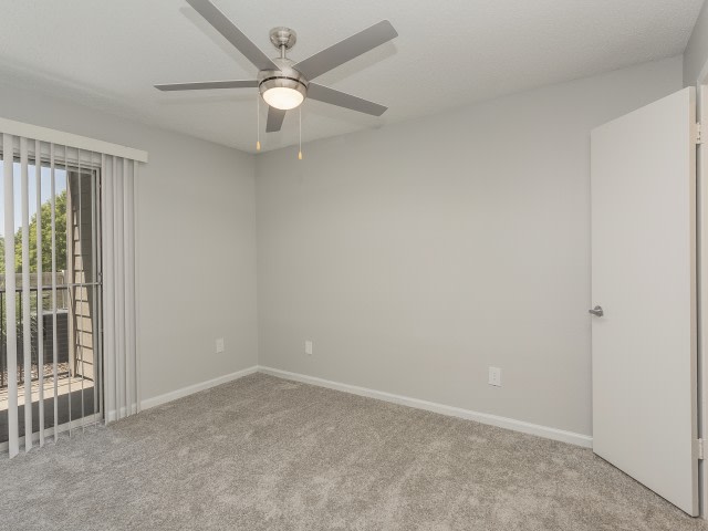 1070 Main Apartments Image 10