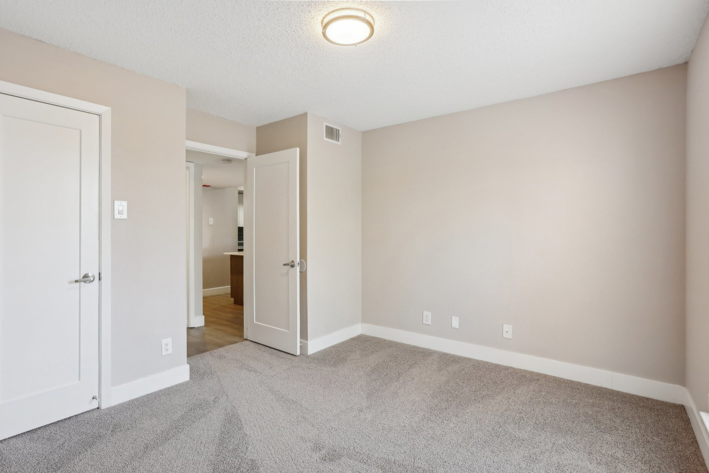 Lincoln Green Apartments Image 31