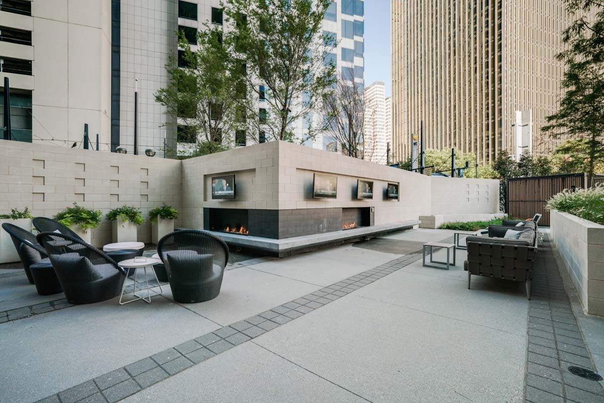 One Dallas Center Image 18