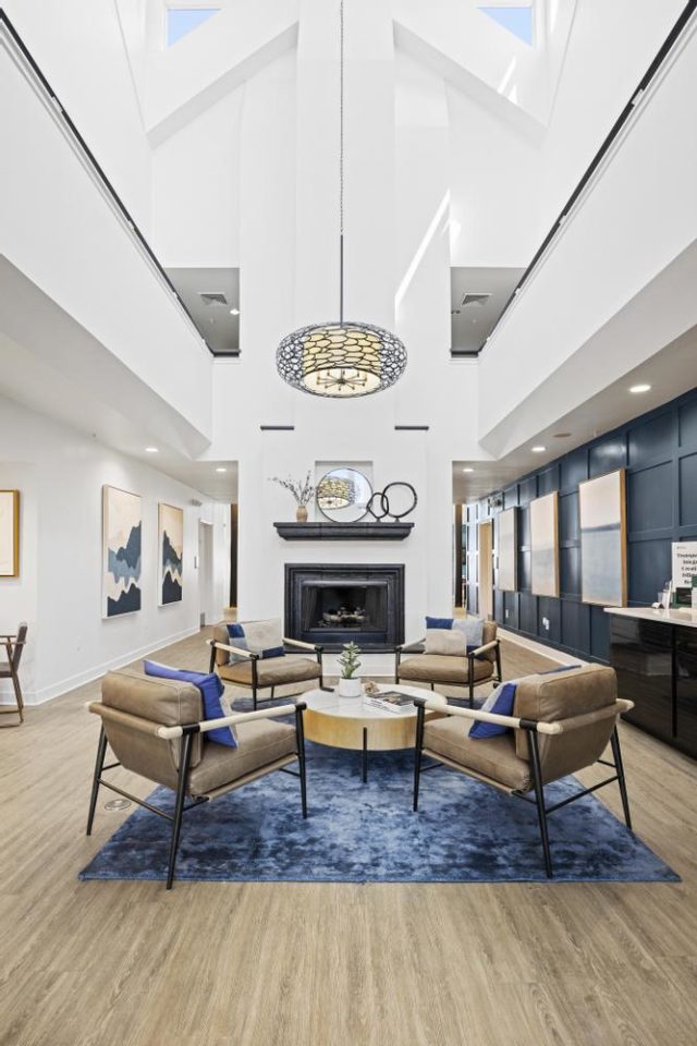 AVIA Apartments at College Boulevard Image 7