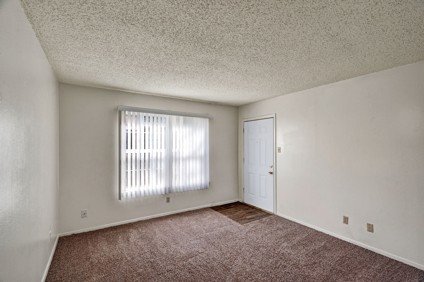 Golden Crest Image 5