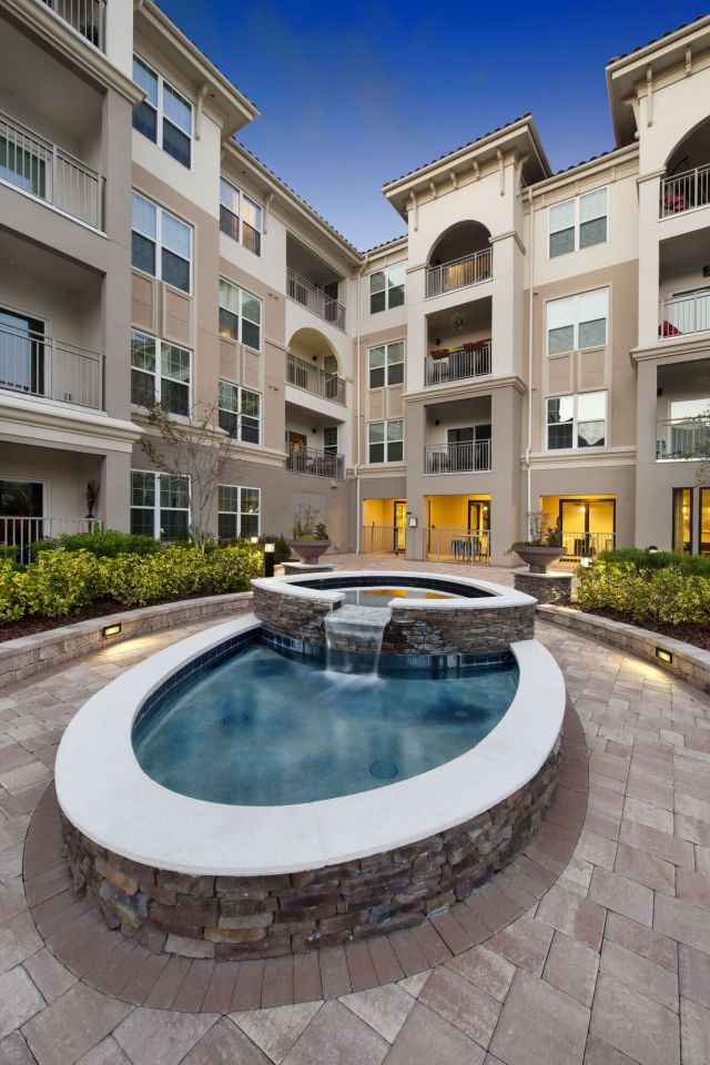 Views at Harbortown Image 15