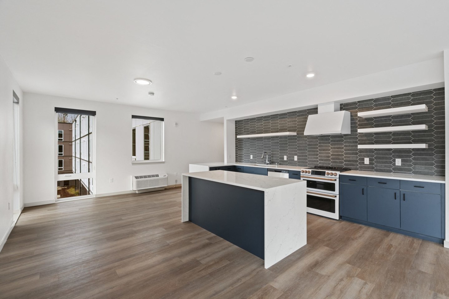 Casey Apartments Image 109