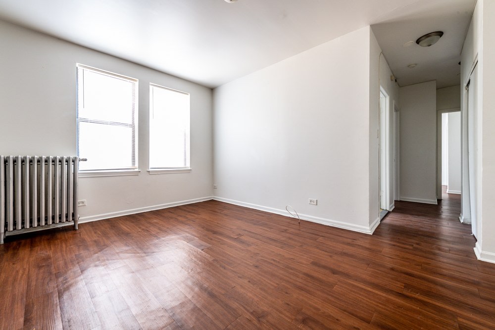1734 E 72nd Street Apartments Image 9