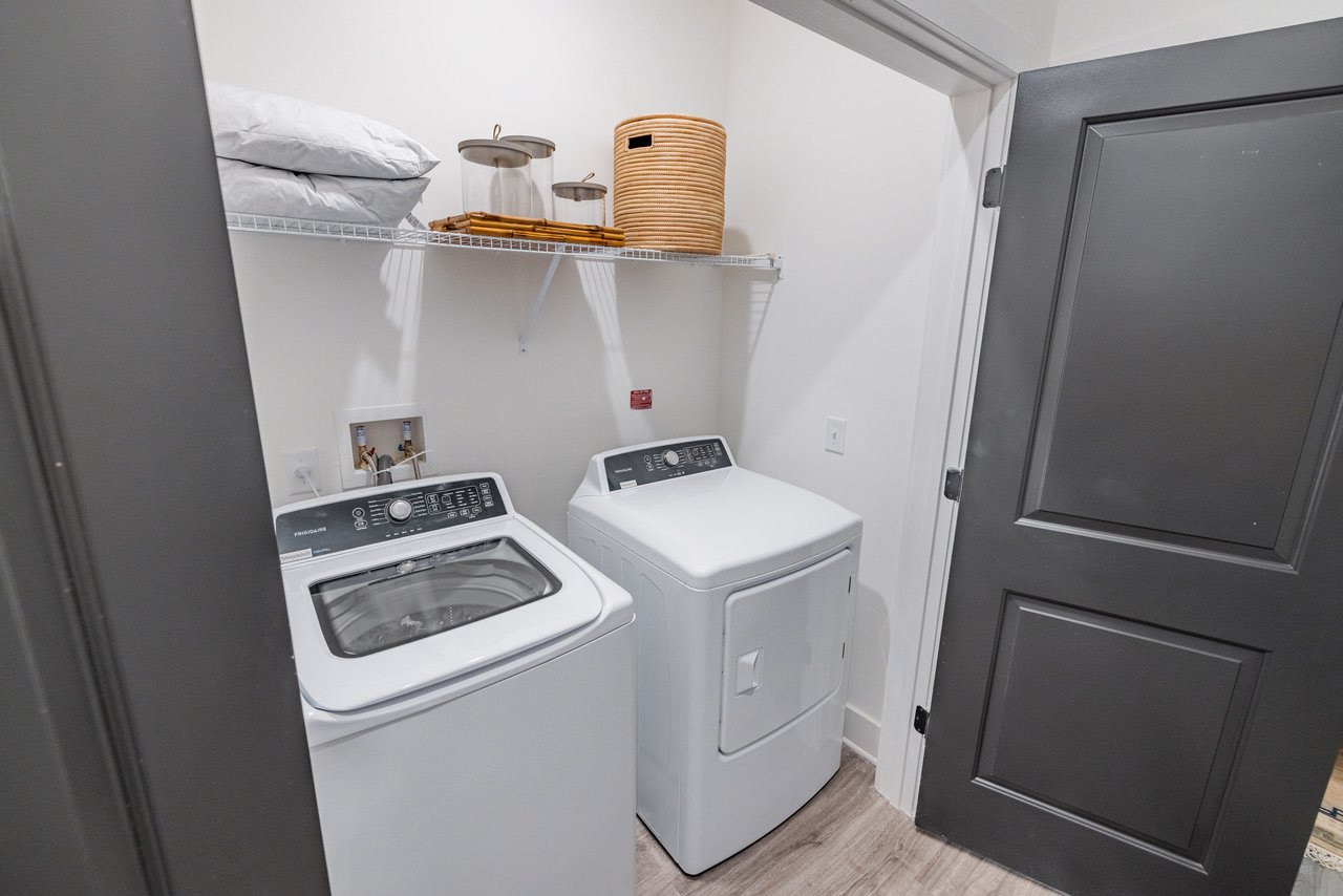 Botanic Luxury Apartments Image 13