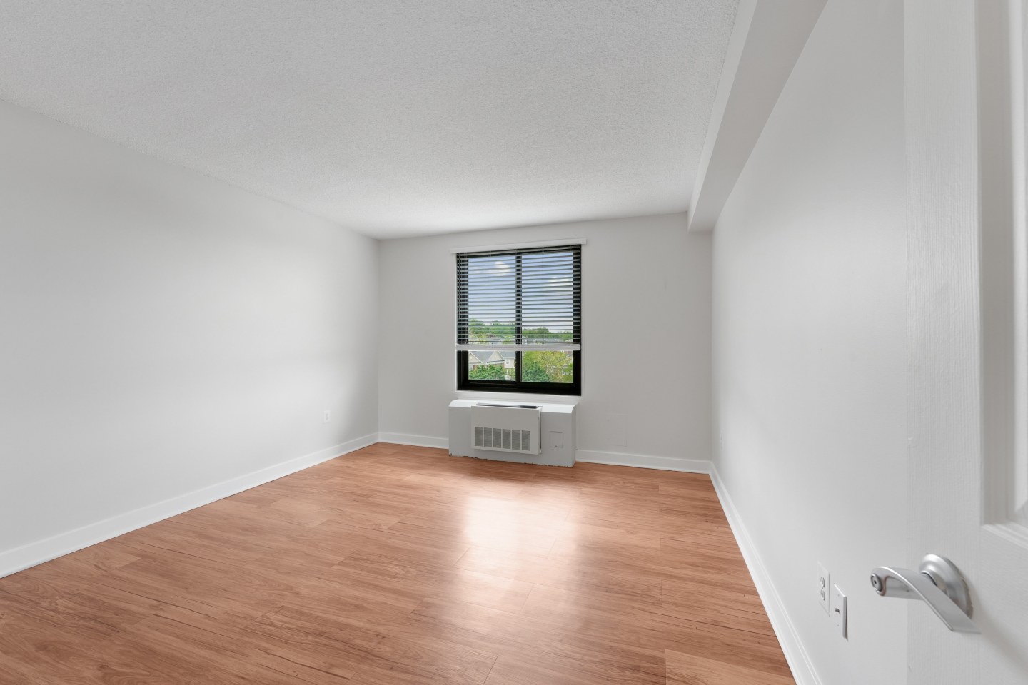 Riverside Apartments Image 35