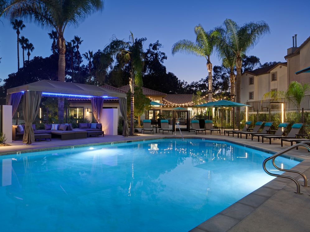 Avalon La Jolla Colony Image 1