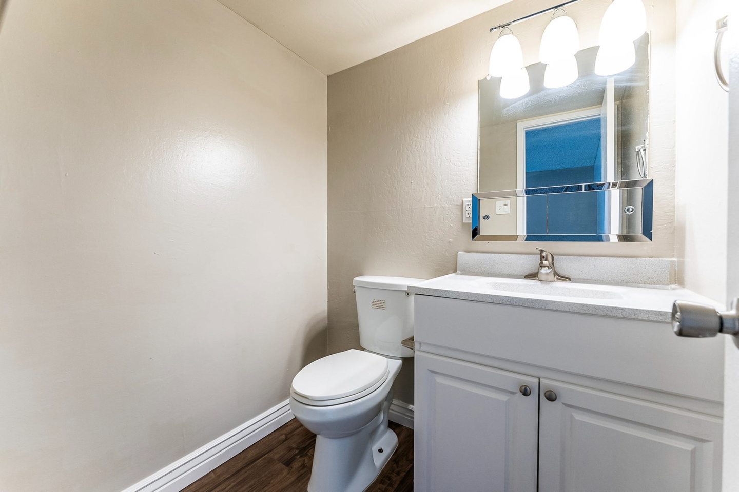 MadEry Apartments Image 11