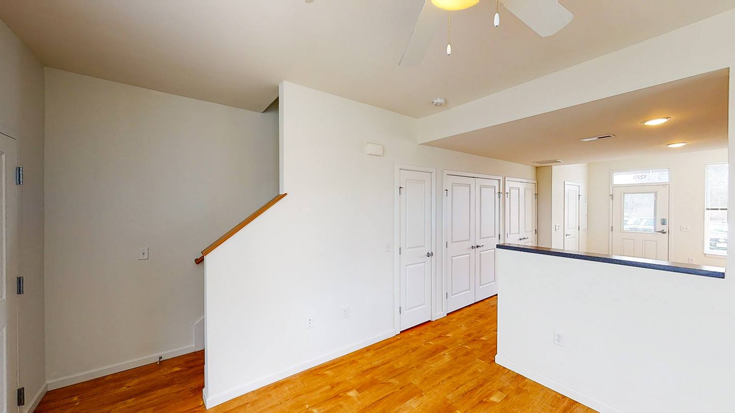 Legacy Pointe at Poindexter Apartments Image 19