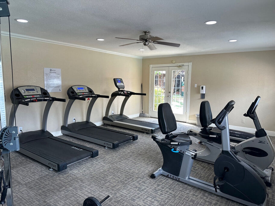 Towne Oaks II Image 3