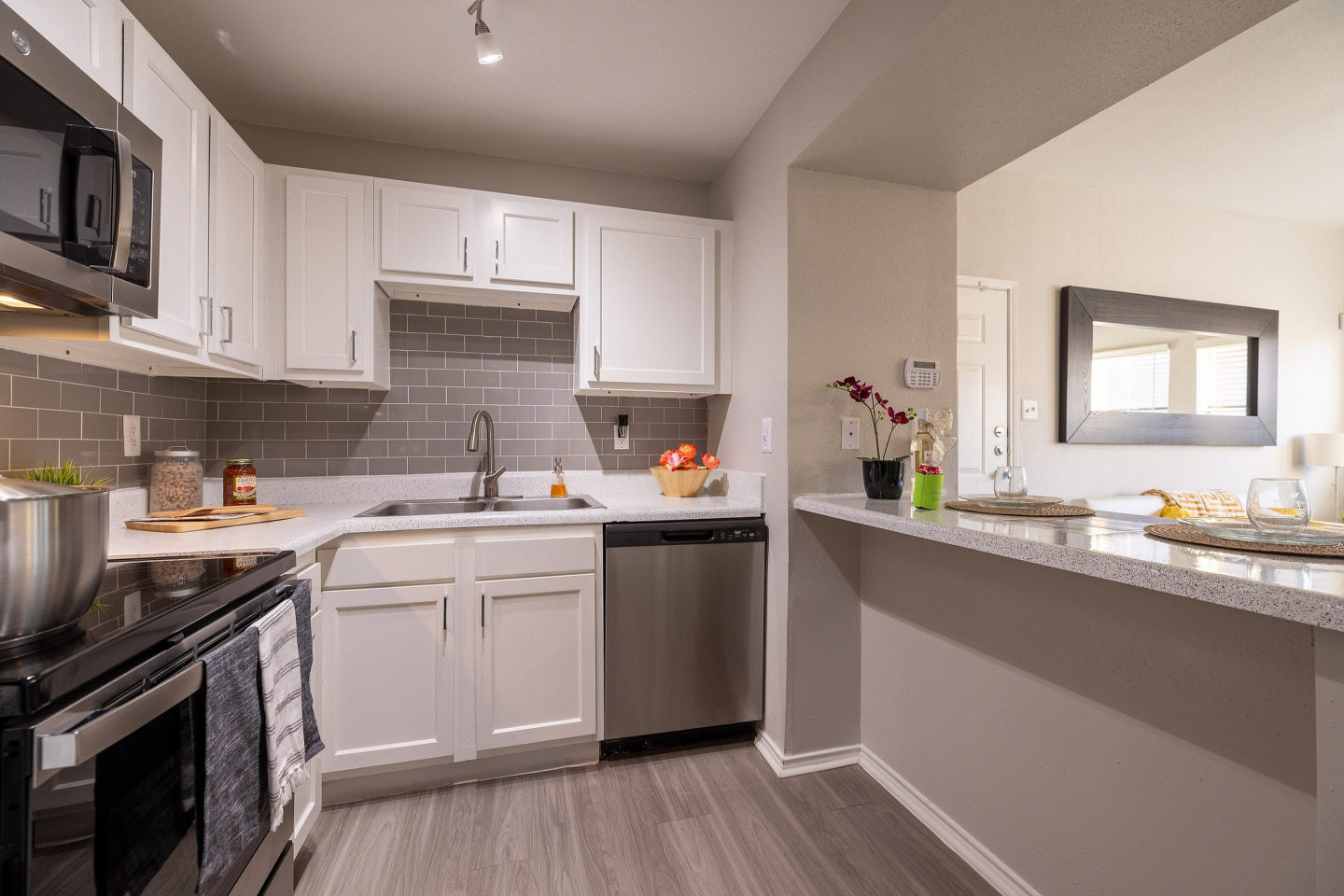 Spring Parc Apartment Homes Image 27