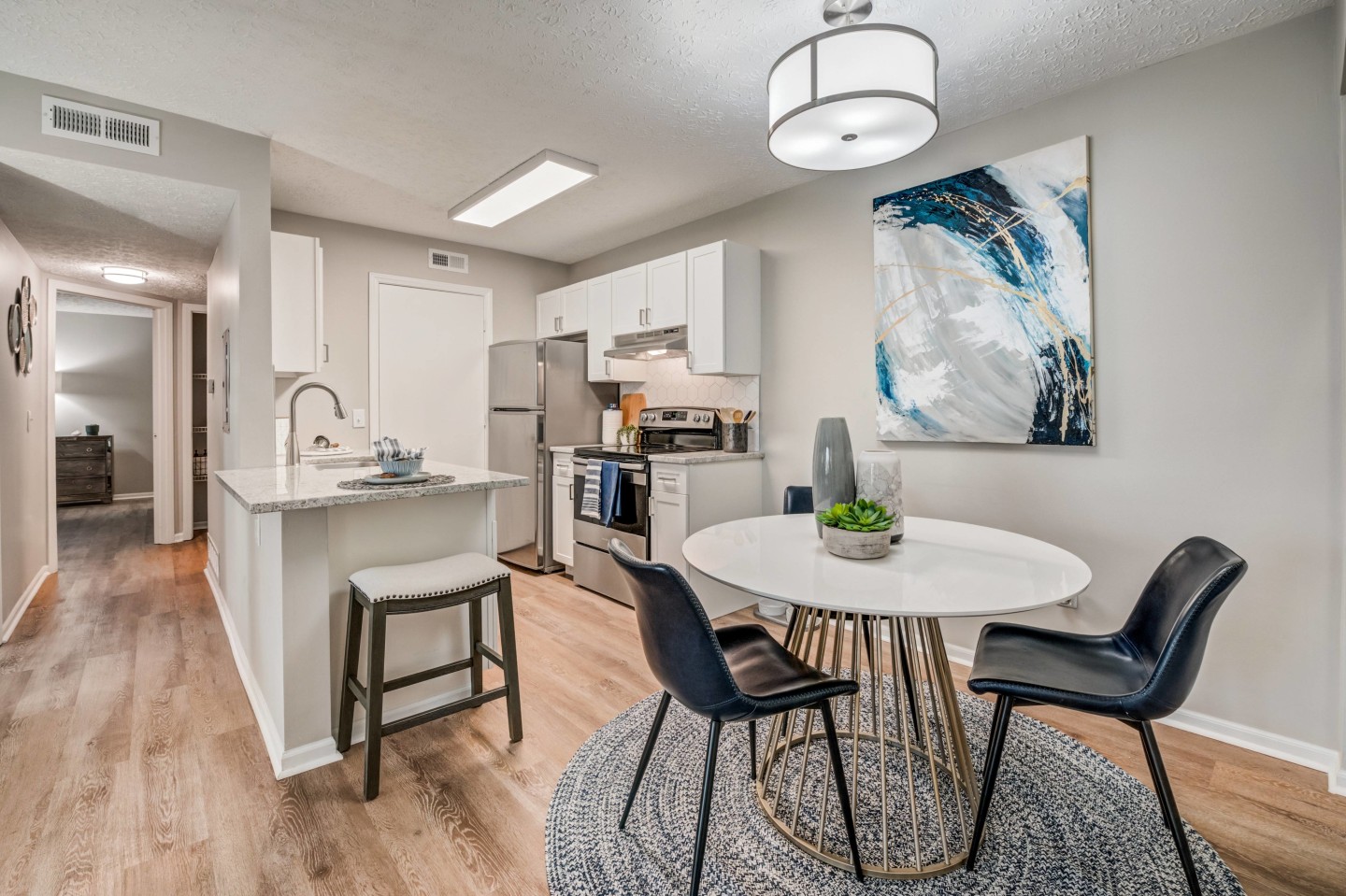 Collier Park Apartments Image 3