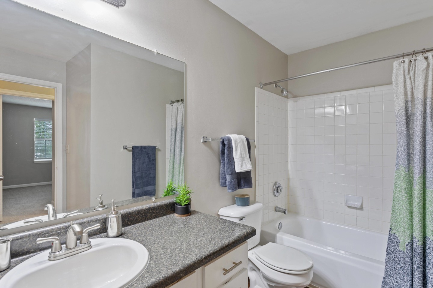 Villages at Spring Hill Apartments Image 8