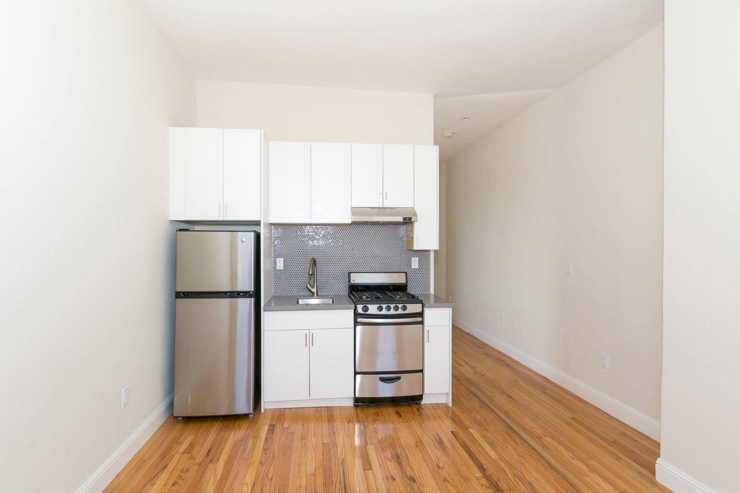 2023 FOLSOM Street Image 5