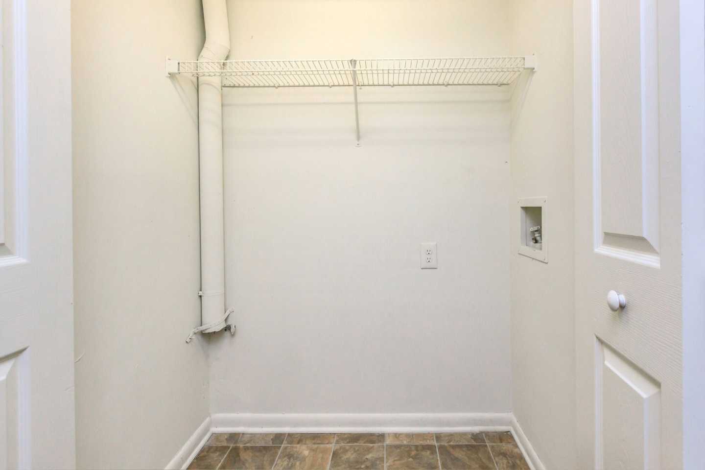 Pinetree Apartments Image 27