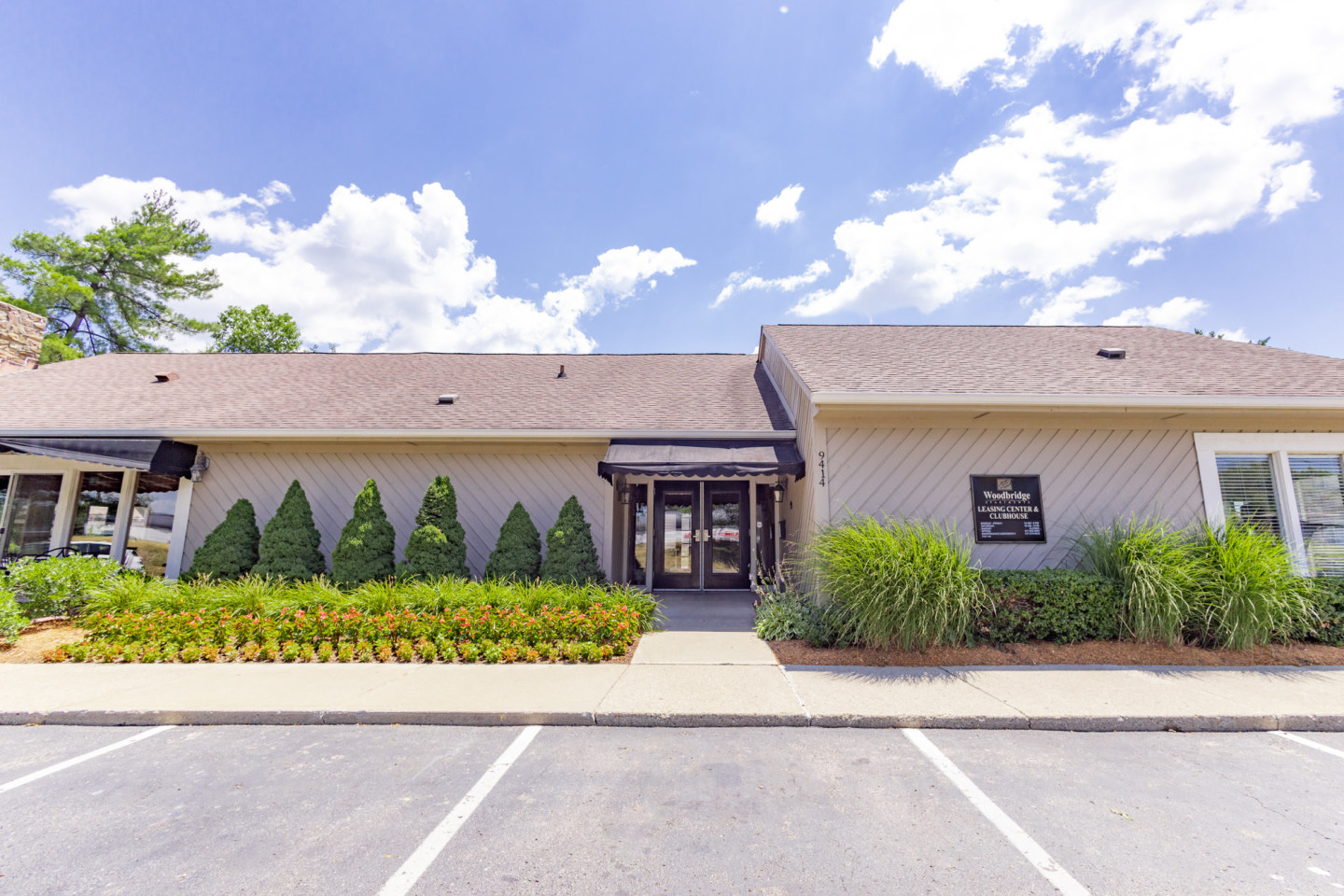 Woodbridge Apartments in Castleton IN Image 4