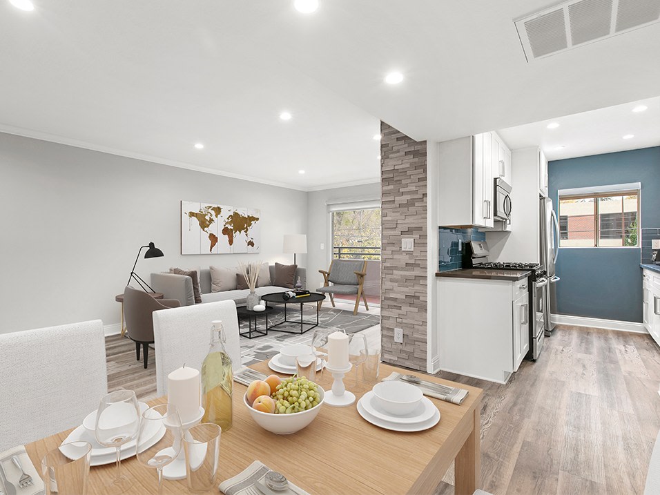 Catalina Apartments Image 2