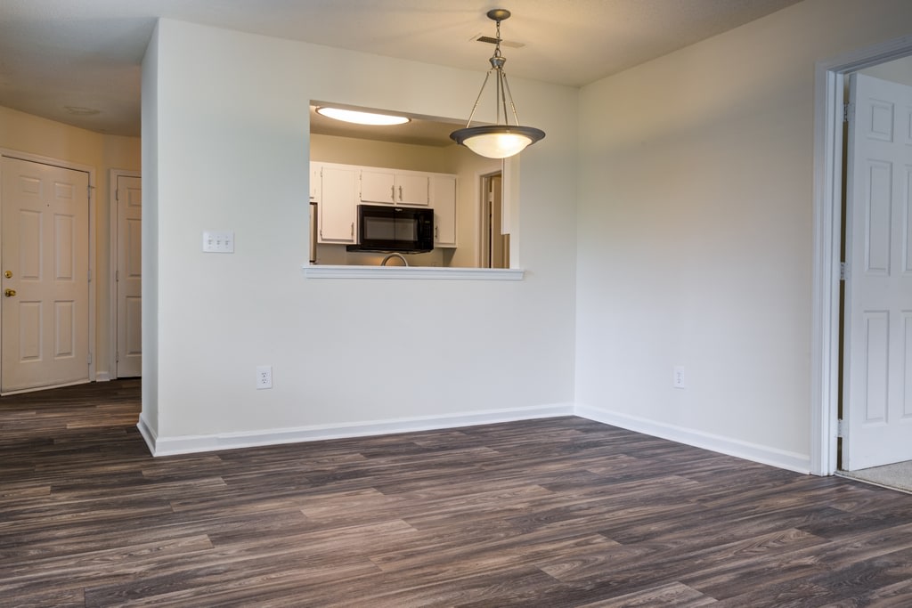 Ashmore Bridge Estates Apartment Homes Image 16