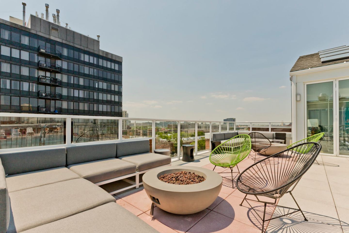 1325 N Wells Image 17