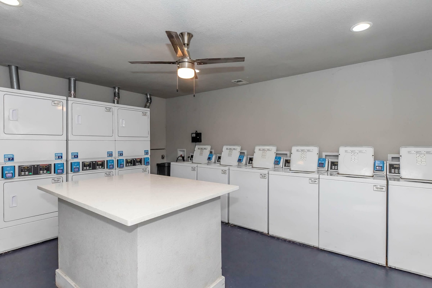 301 Greenville Apartments Image 18