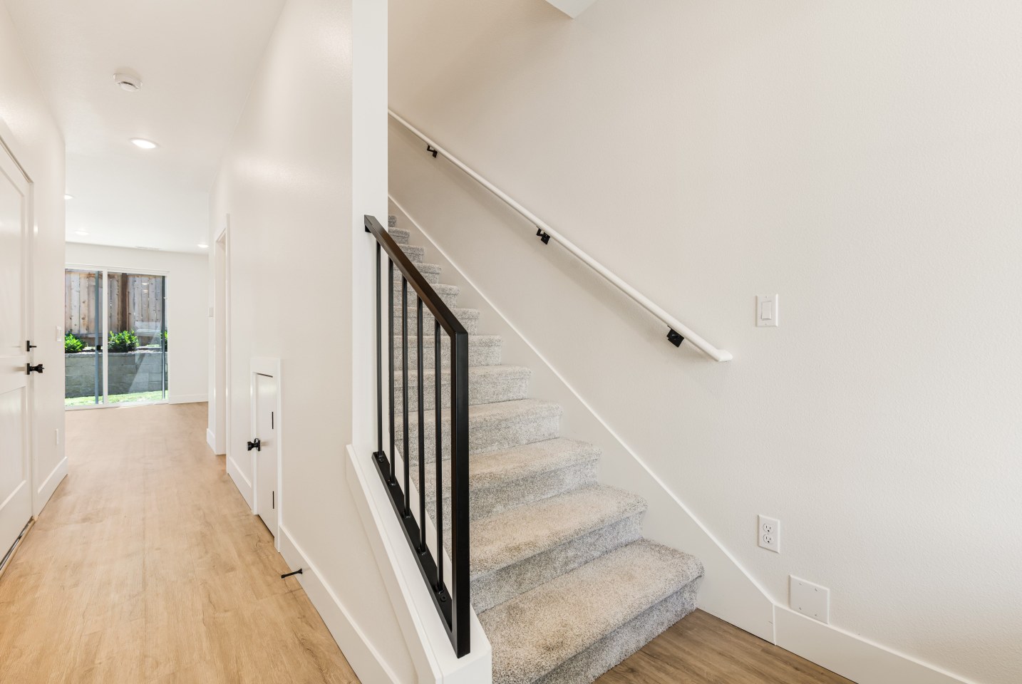 Landover Townhomes Image 2