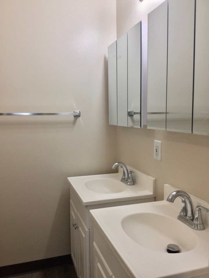 470 Apartments Image 19
