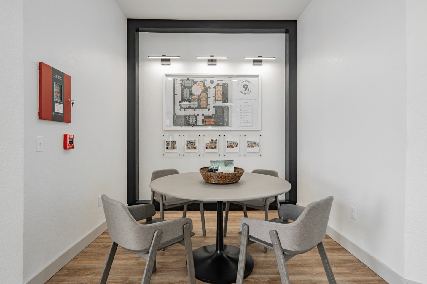 9th St Apartment Image 19