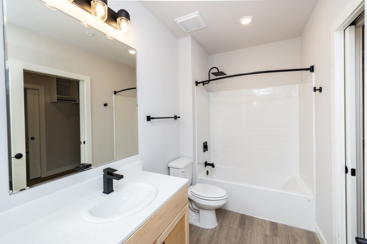 The District Lofts Image 13