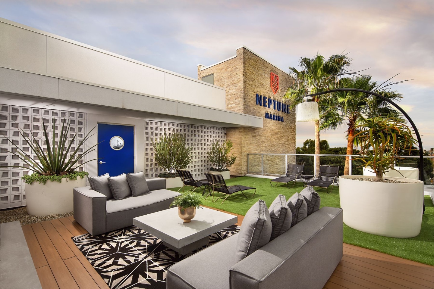 Neptune Marina Apartments Image 26