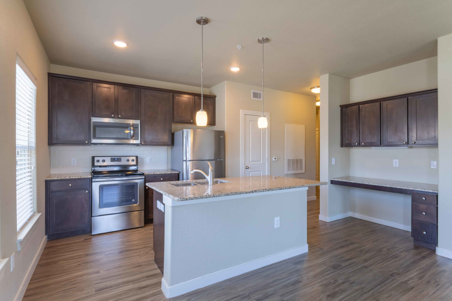 Century Palm Bluff Image 27