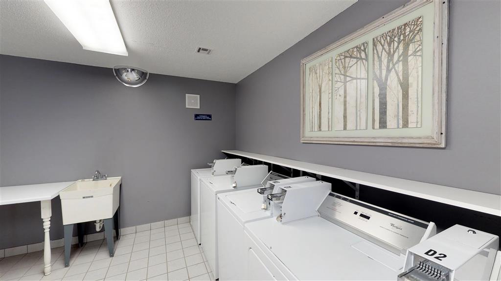 Sierra Vista Apartments Image 23