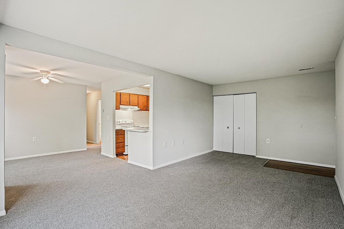 Meadow Creek Apartments Image 4