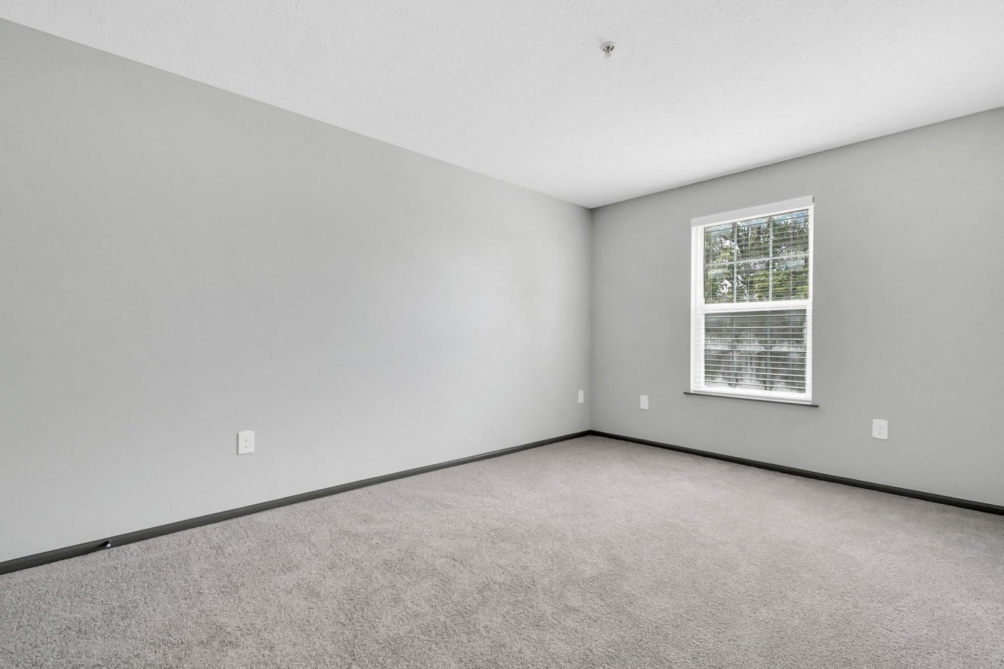 Parkview Apartments Image 7