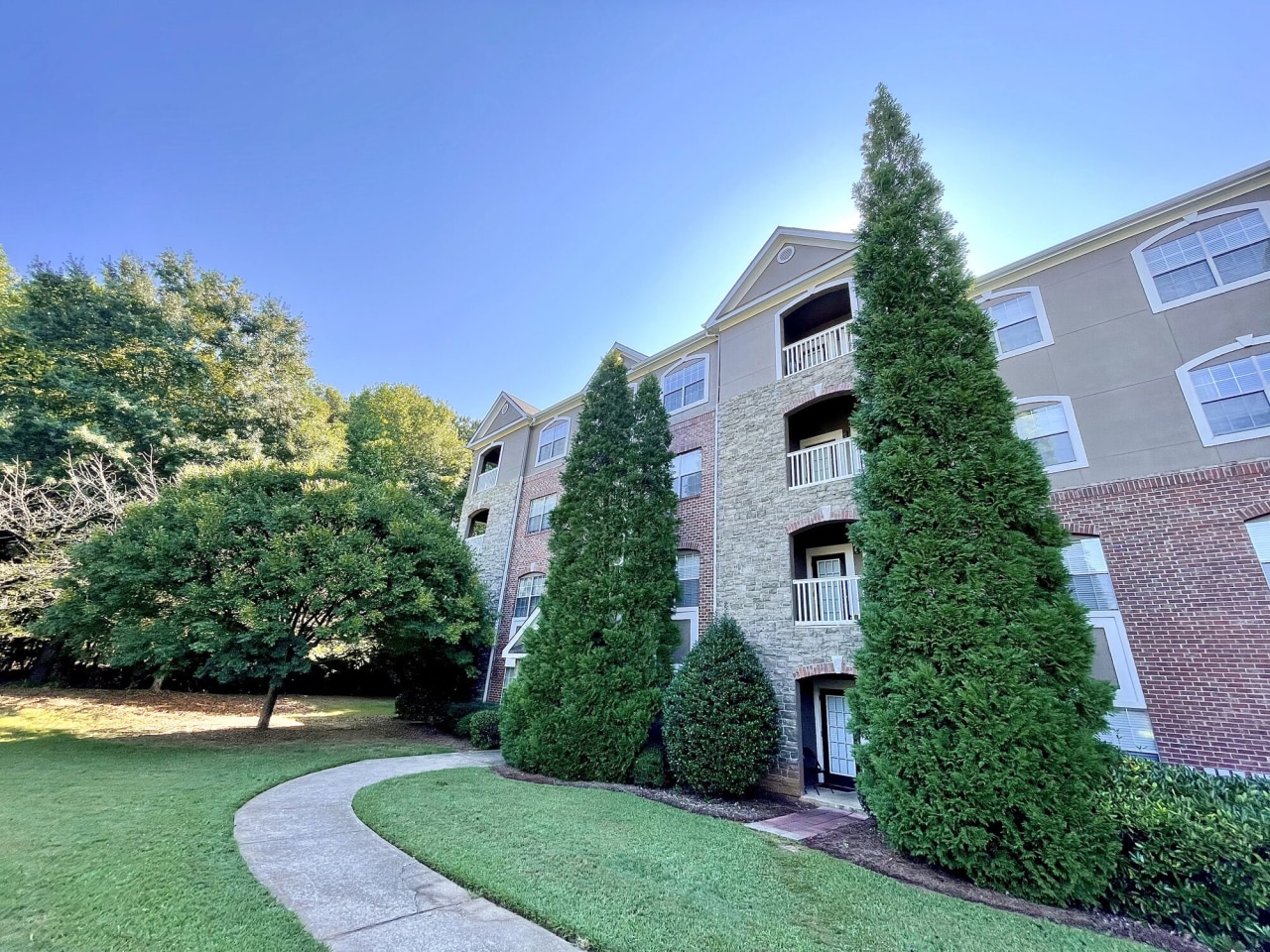 Abbey at Eagles Landing Image 2