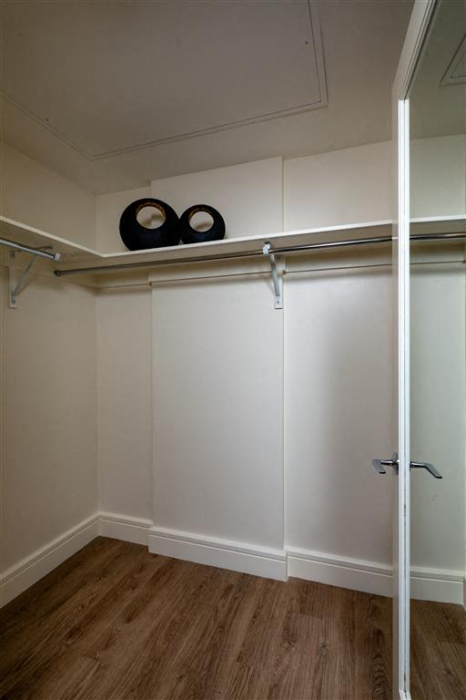 2300 Wilshire Image 28