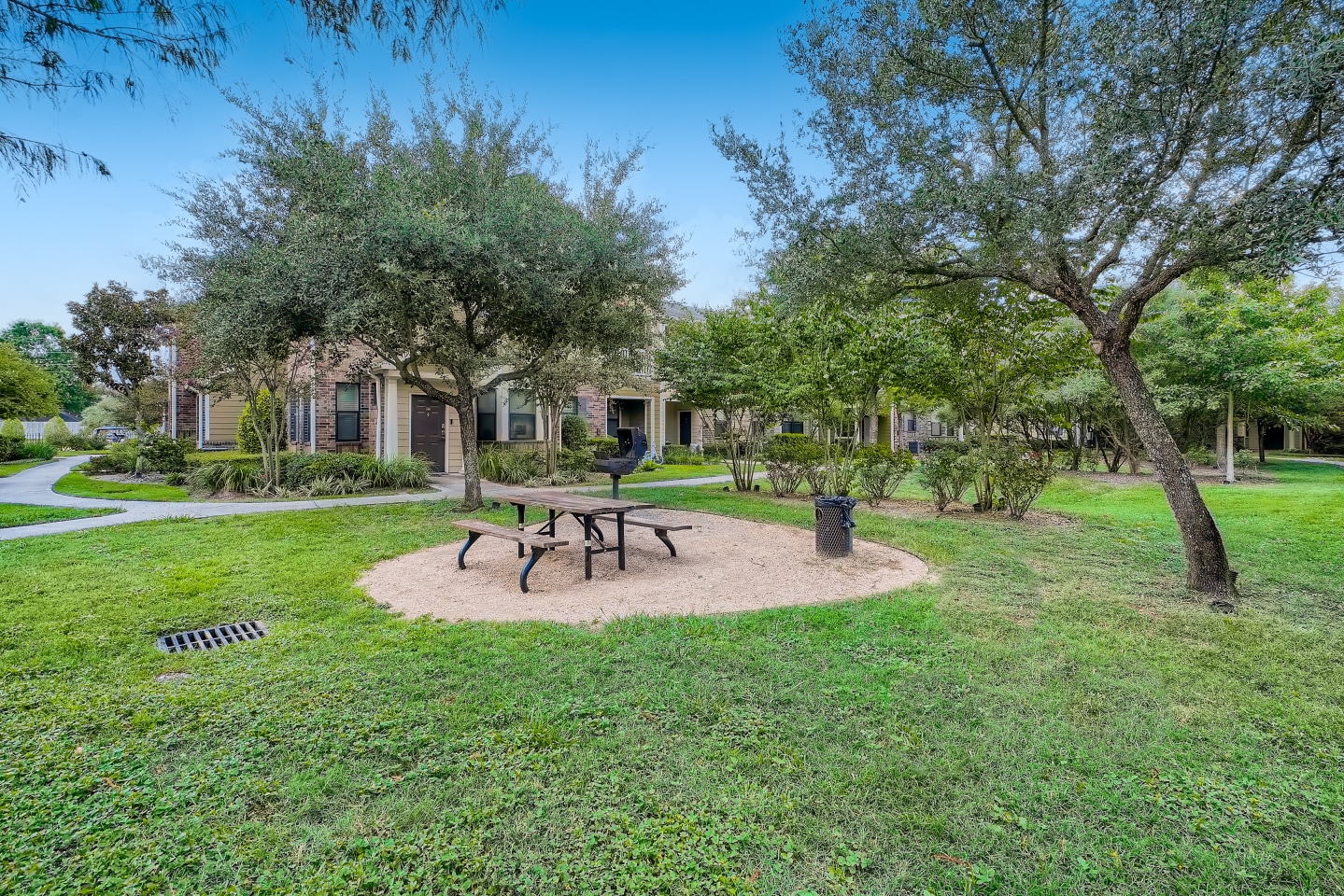 Grand Villas at Katy Image 73
