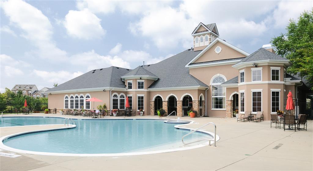 The Residences at Waterstone Image 2