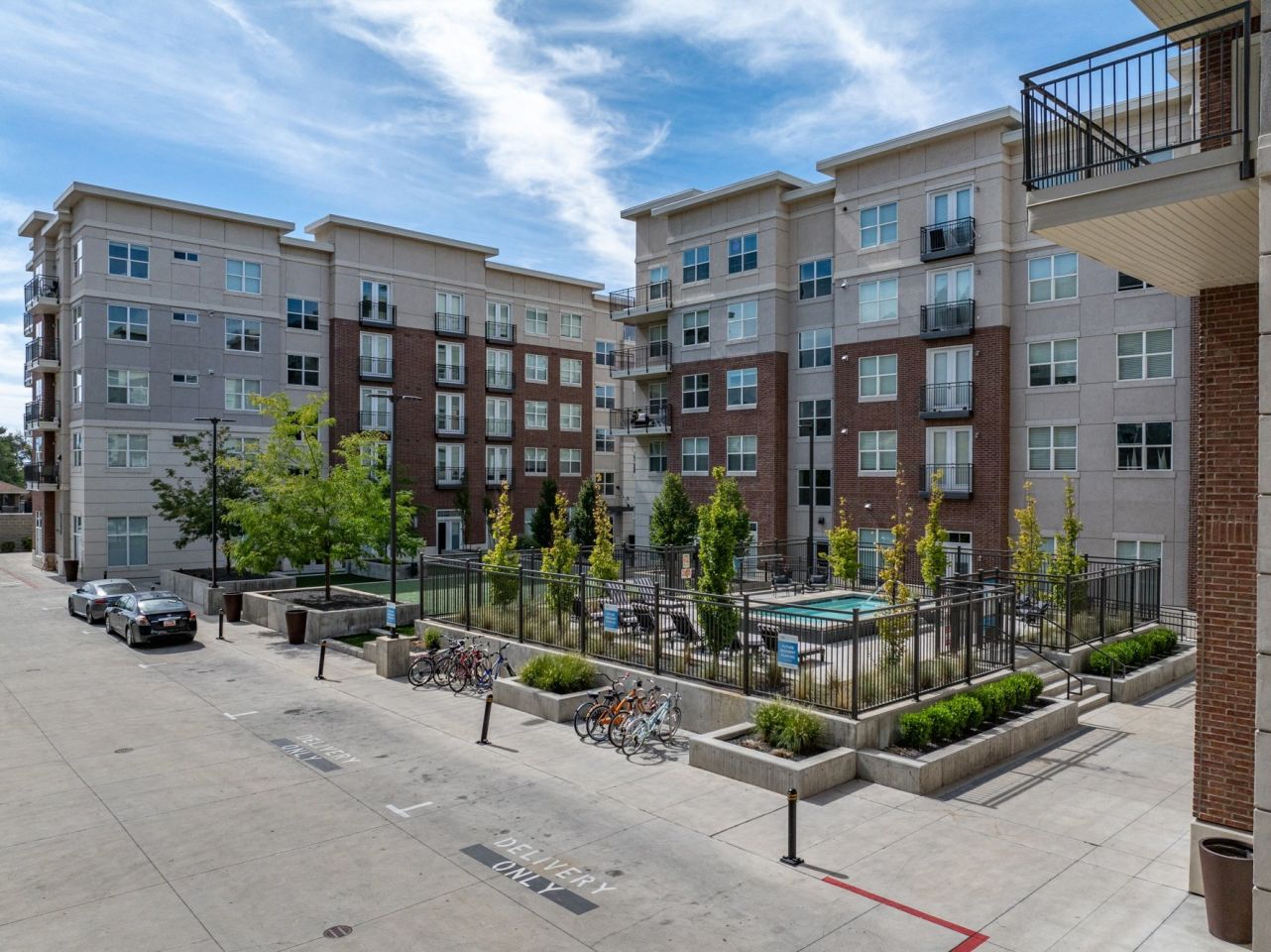200 City View Image 9