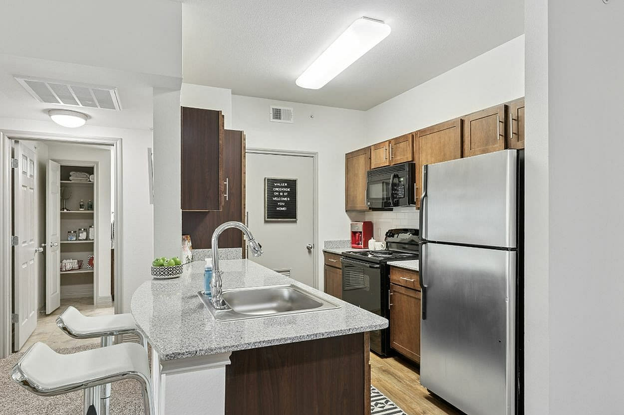 Waller Creekside on 51st Image 1