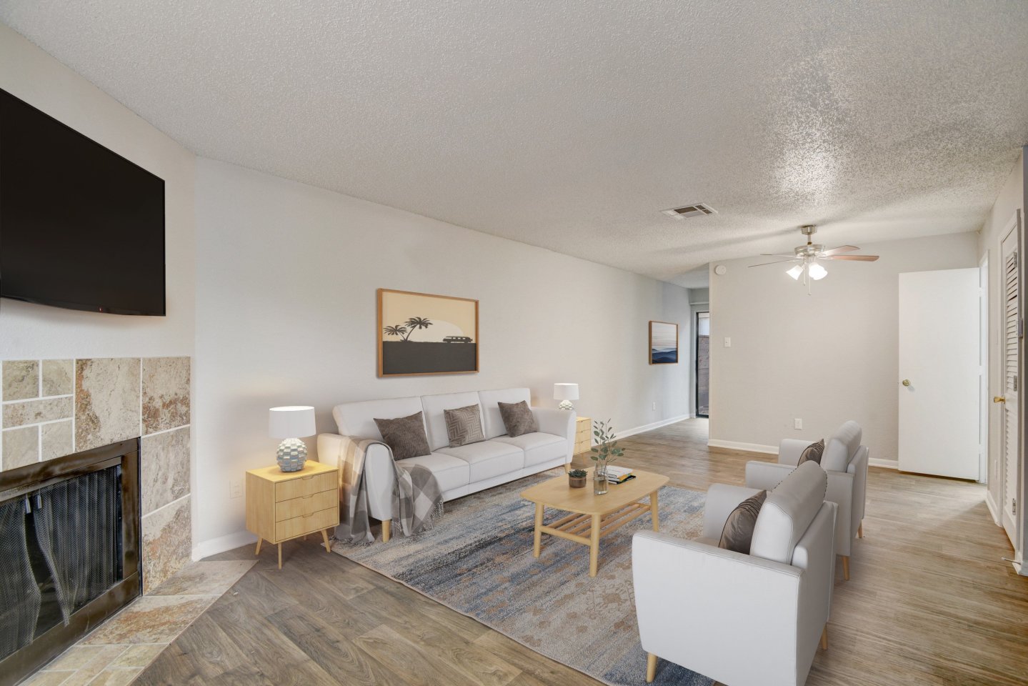 Lakefront Villas Image 2