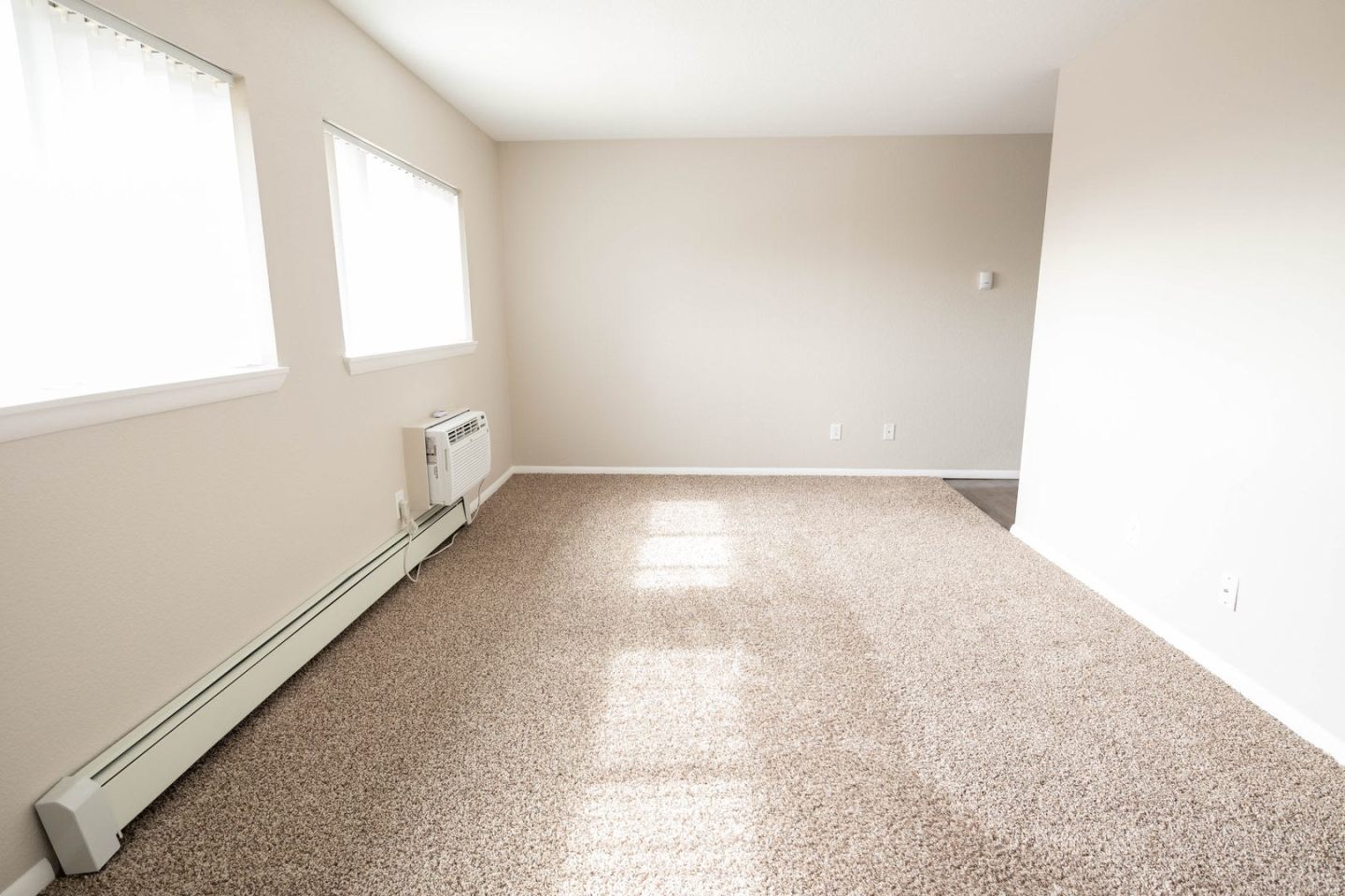 Lamar Village Apartments Image 12
