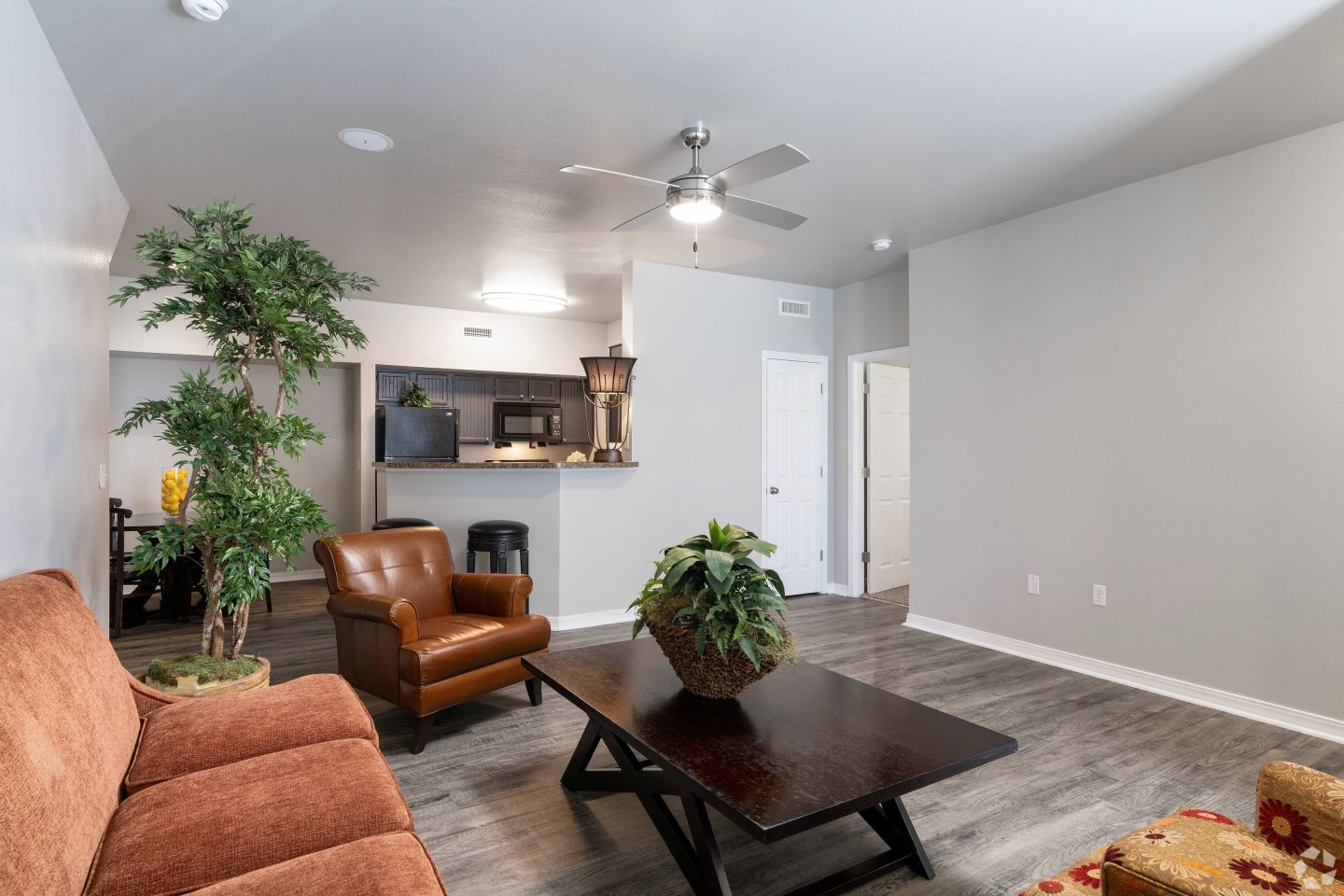 Lifestyles at Hueco Valley Image 3