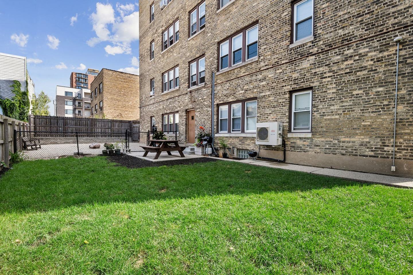 Cambridge Manor Apartments Image 20