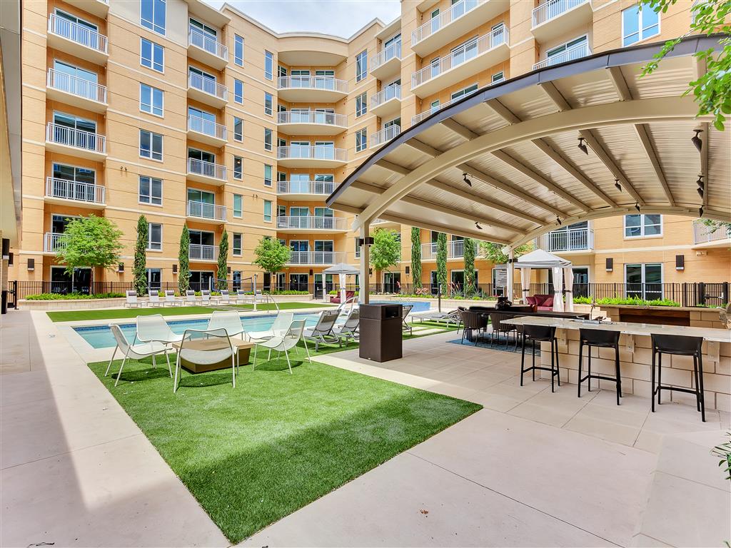 Preston Hollow Village Image 36