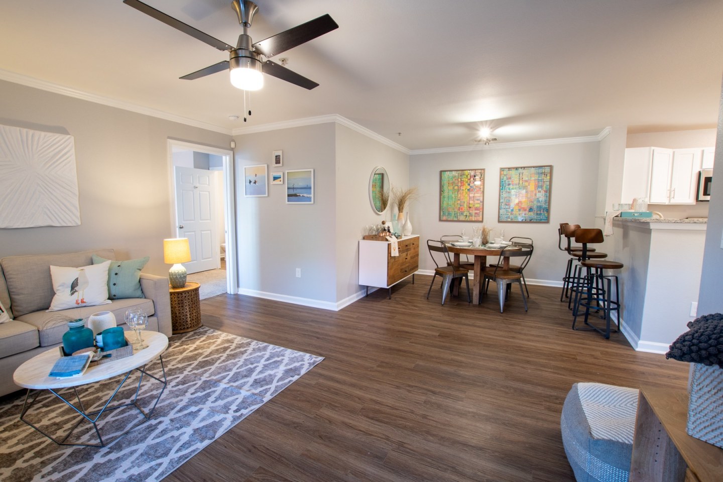 South Beach Apartments Image 10