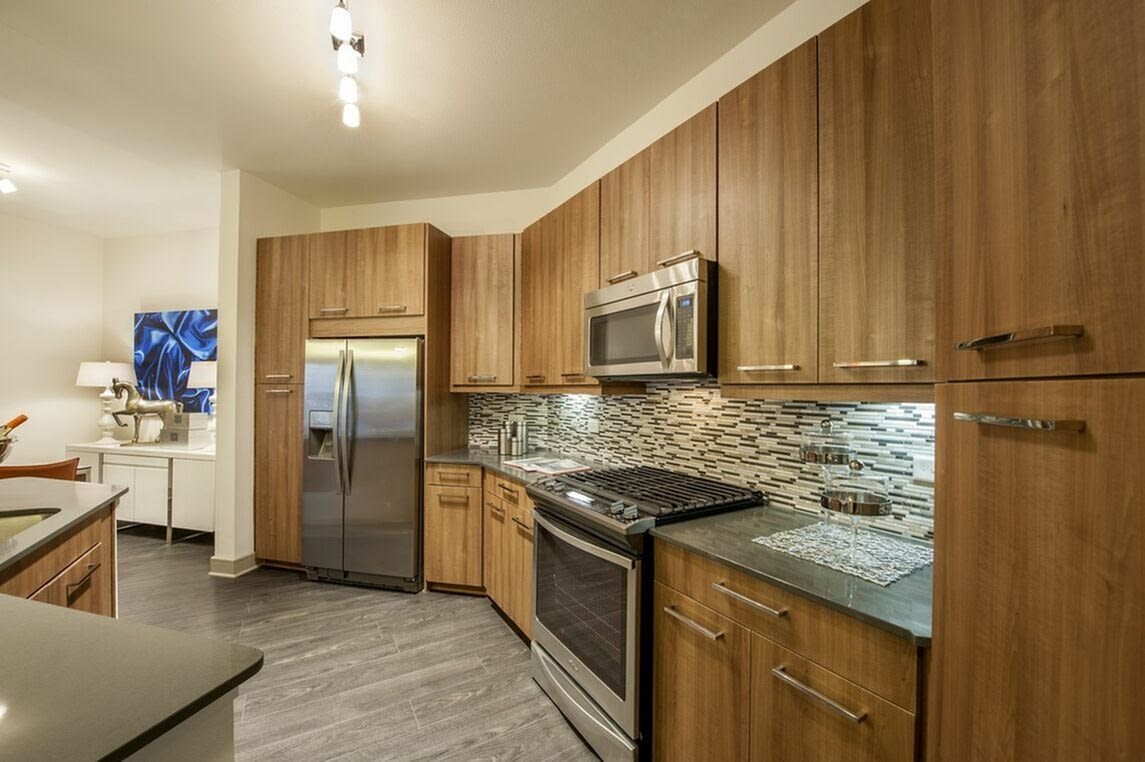Pearl 21 Eleven Image 35