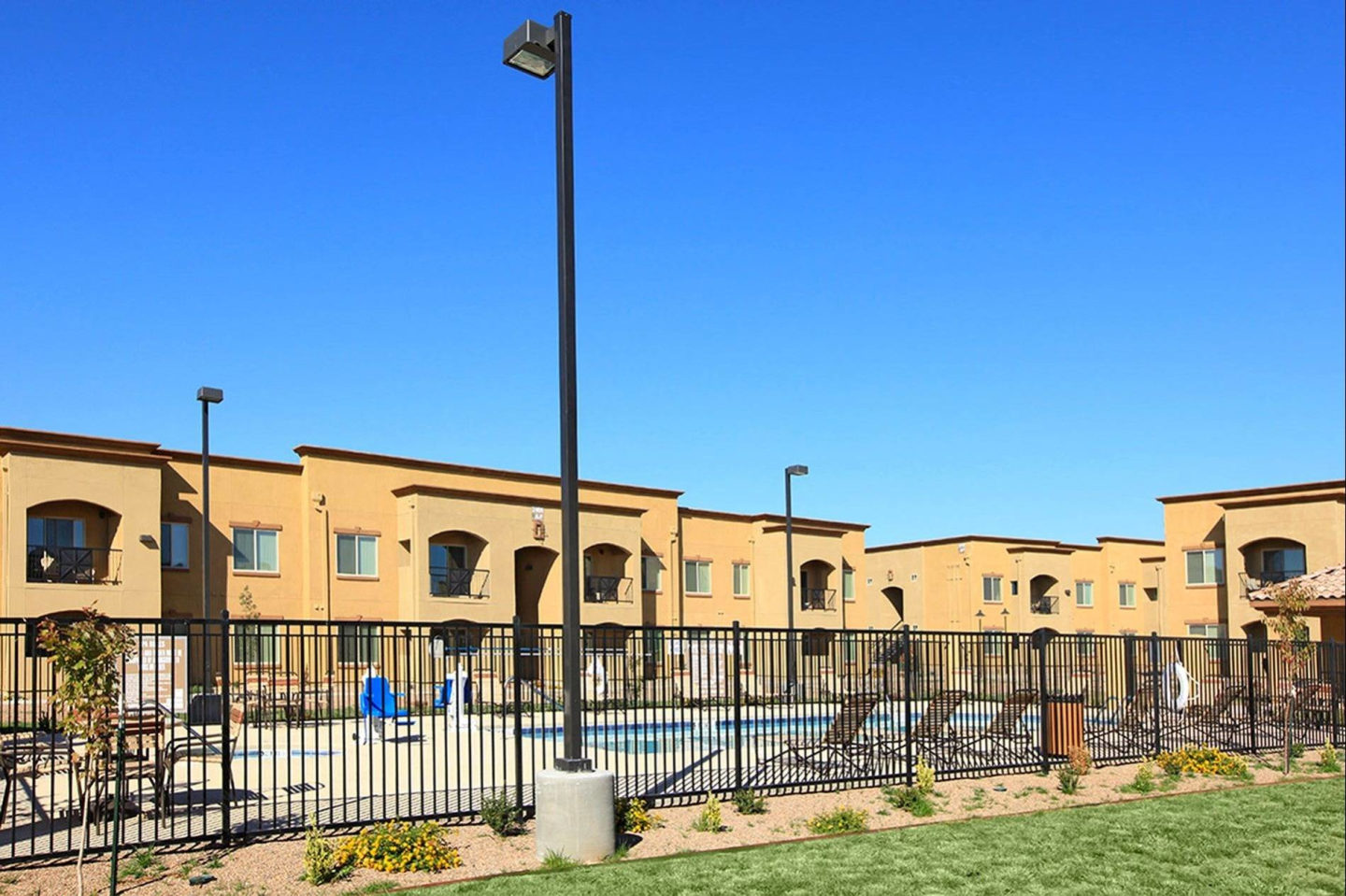 Raintree Apartments Image 25